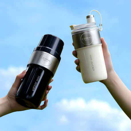 Car-Cup-Holder Friendly Vacuum Insulated Portable Blender